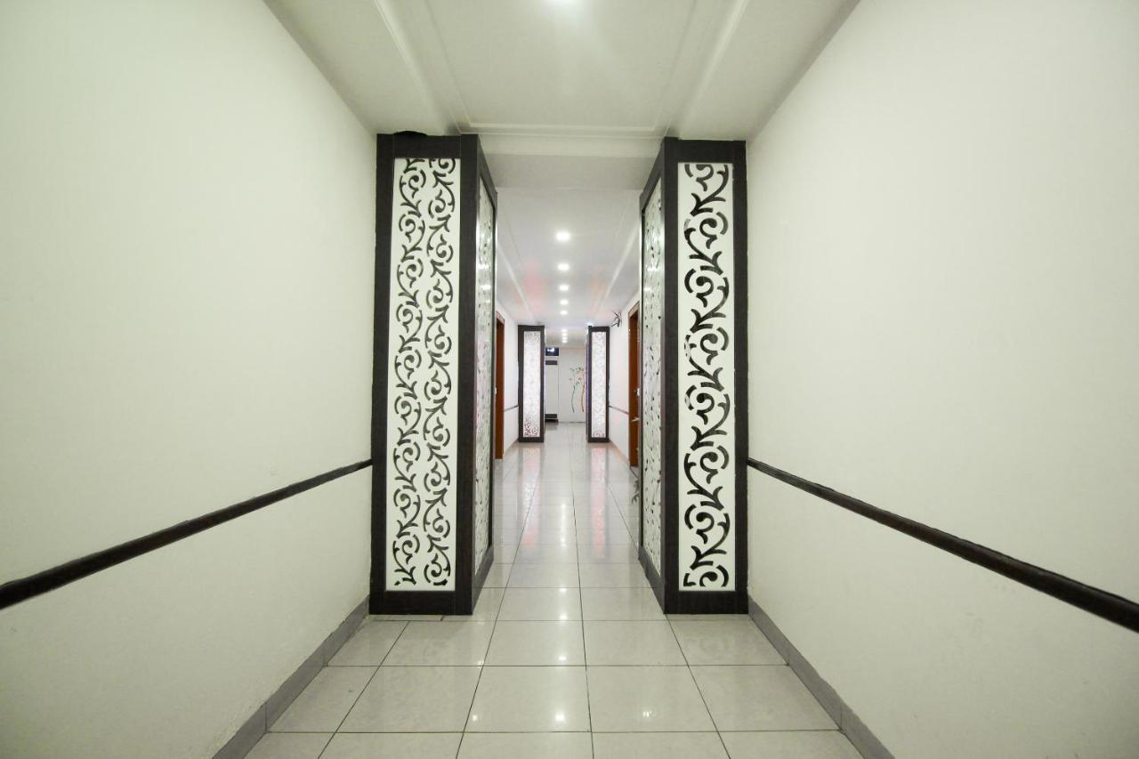 Hotel Sadbhav アーメダバード エクステリア 写真